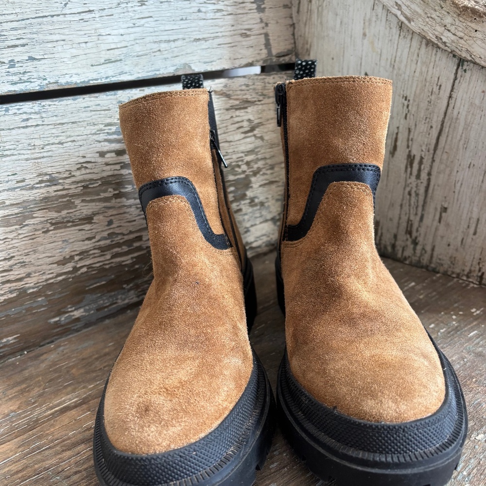 Lucky Brand Eabile / Topanga Woman’s Suede Boots t Tan/Black Size 6.5  M